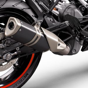 Exhaust on KTM 390 Duke