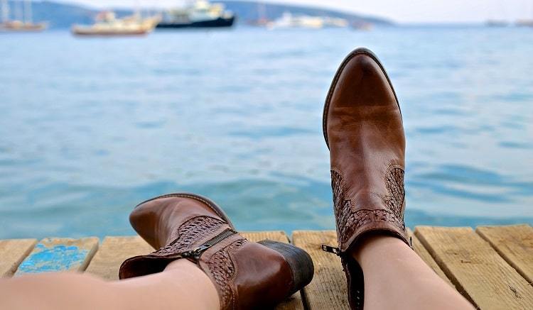 Choosing the best motorcycle boot