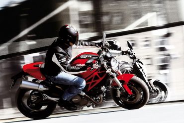 Ducati Monster 696