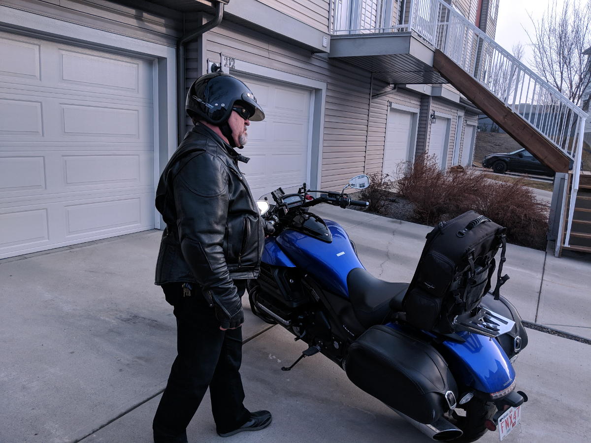 Approach from the kickstand side