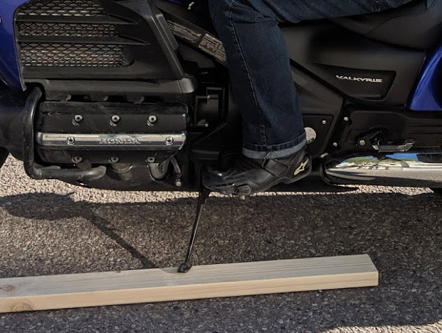 Motorcycle riding ready foot position